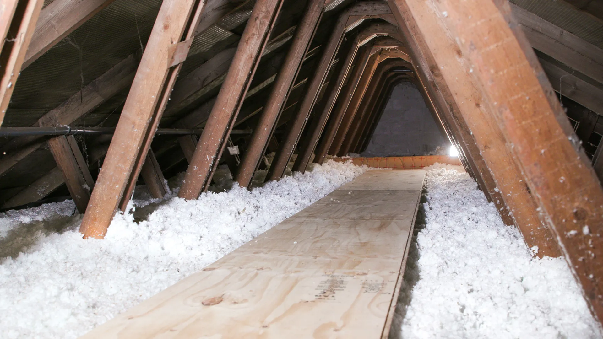 Loftsisolering - glasuld